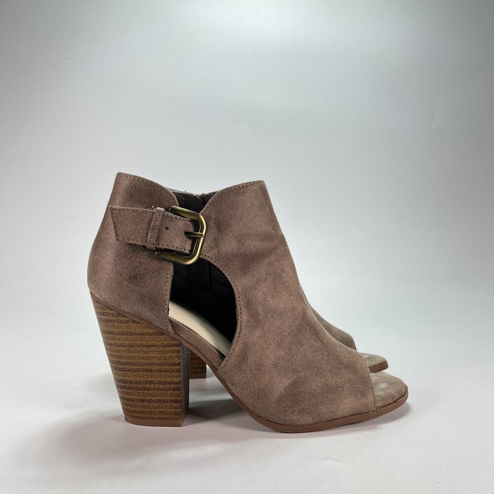 Fergalicious by Fergie Revenge Taupe Suede Buckle Open Toe Booties Women's Sz 8M